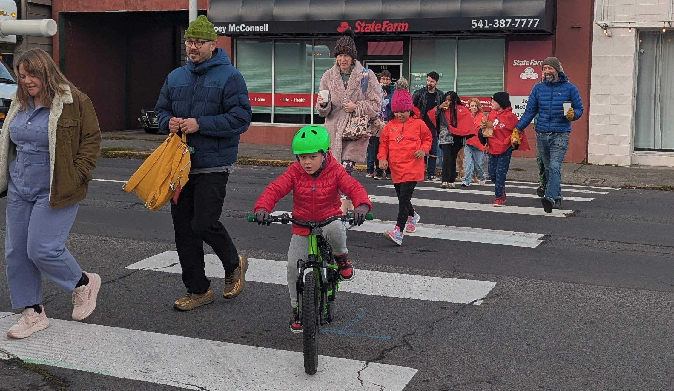 A lively, human-scale scene in the Hood River Heights